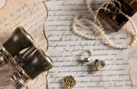 Подарки с историей: ценность старинных вещей в современном мире