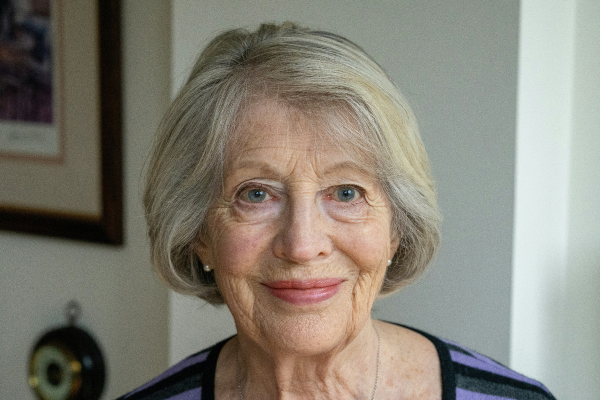 Одиночество после 50 лет: Почему женщины чувствуют себя изолированными даже в кругу семьи?