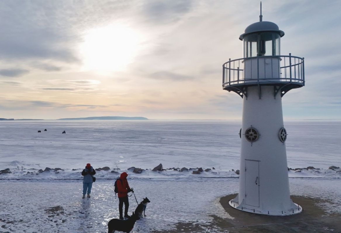Зимнее приключение к маяку: как добраться к яхт-клубу Дружба